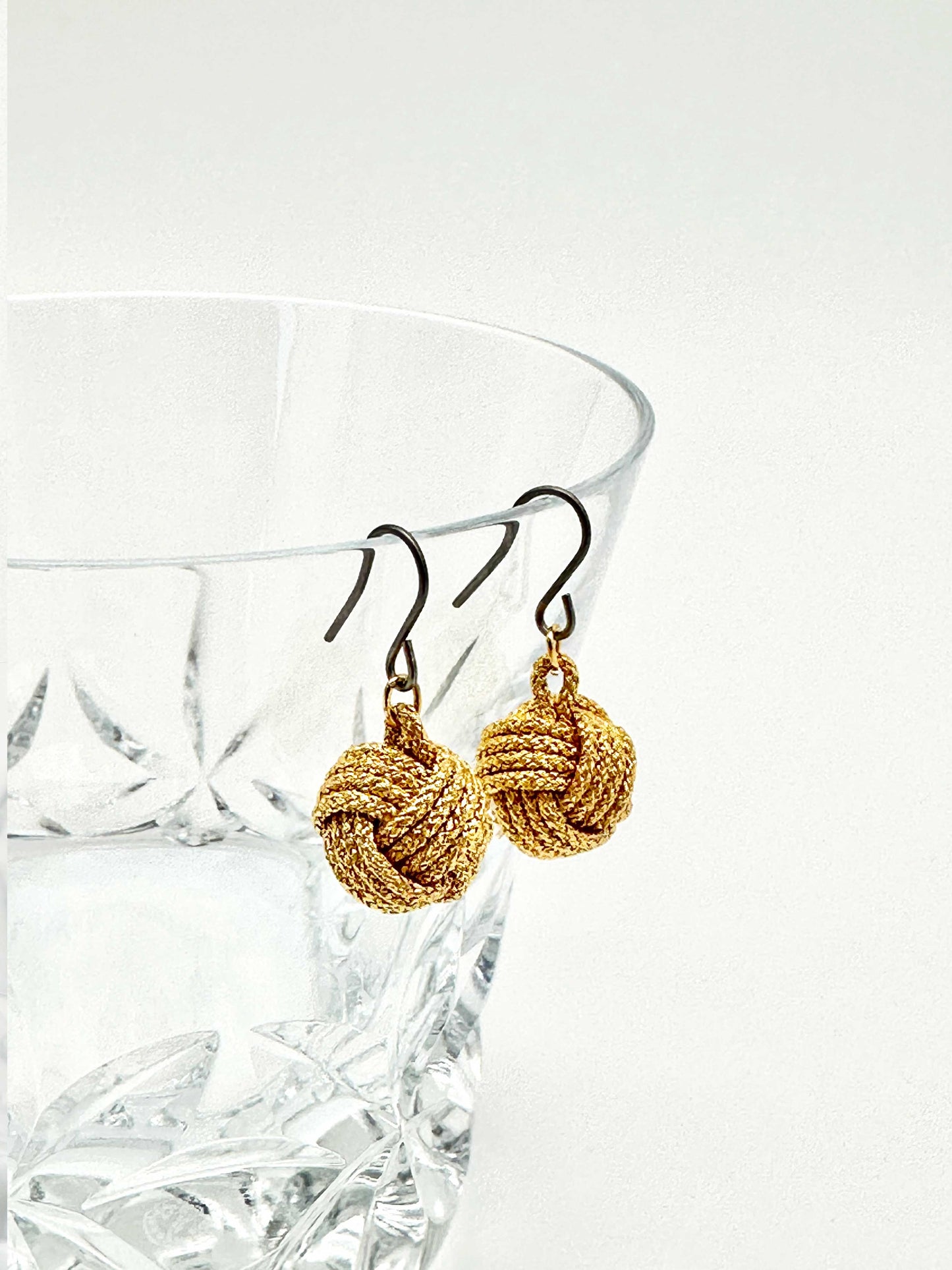 Kumihimo Earrings -Gold-